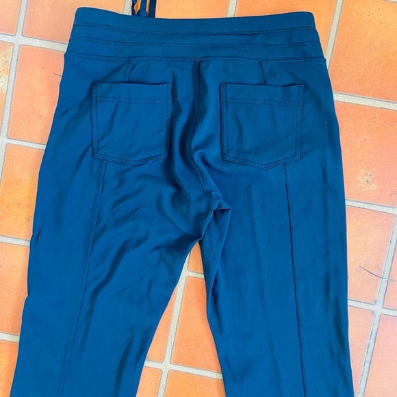 Athleta Jogger Pants Size XS - Picture 6 of 6